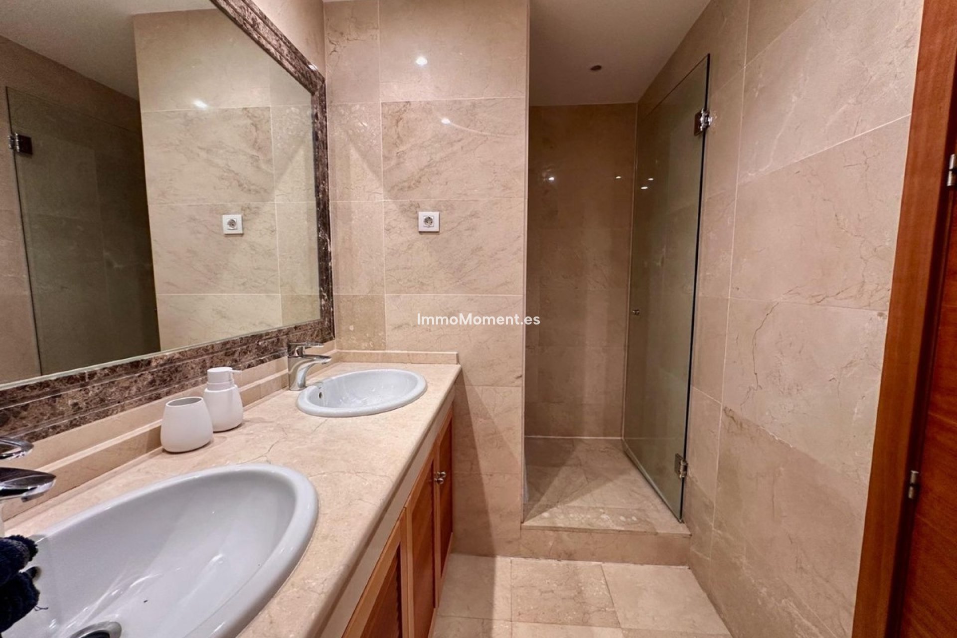 Bestaande woning - Rijtjeshuis - Estepona  - Estepona Centro