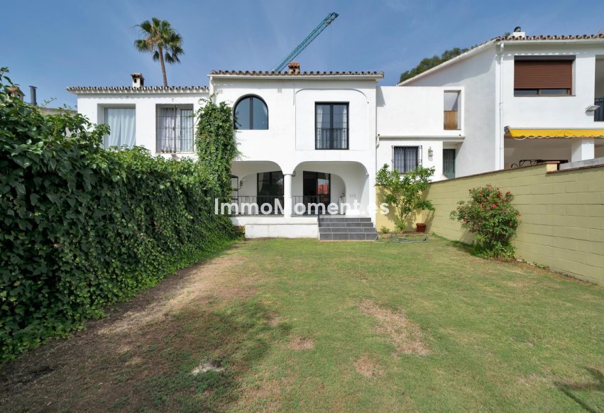Bestaande woning - Rijtjeshuis - Estepona  - Estepona Centro