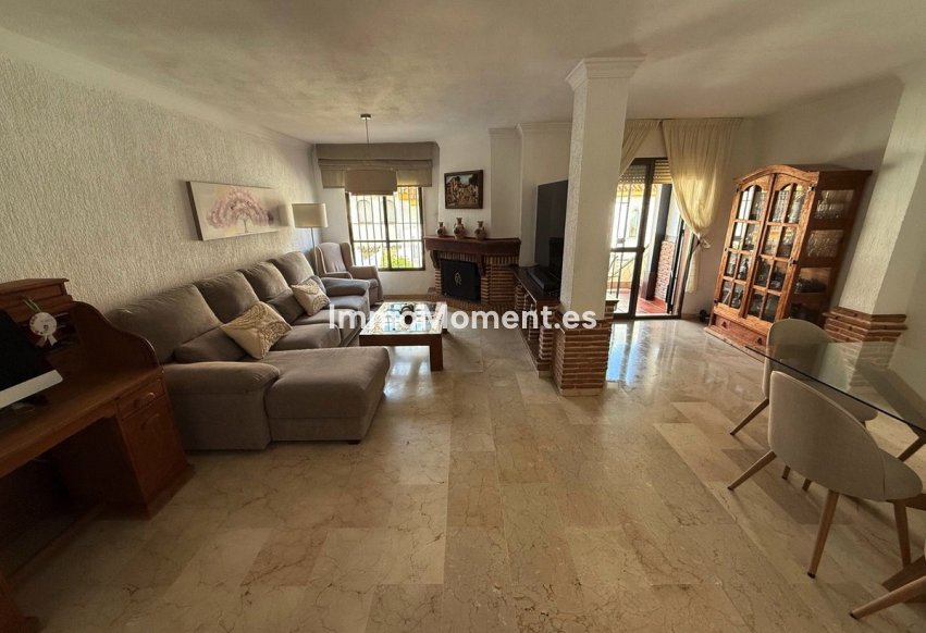 Bestaande woning - Rijtjeshuis - Estepona  - Estepona Centro