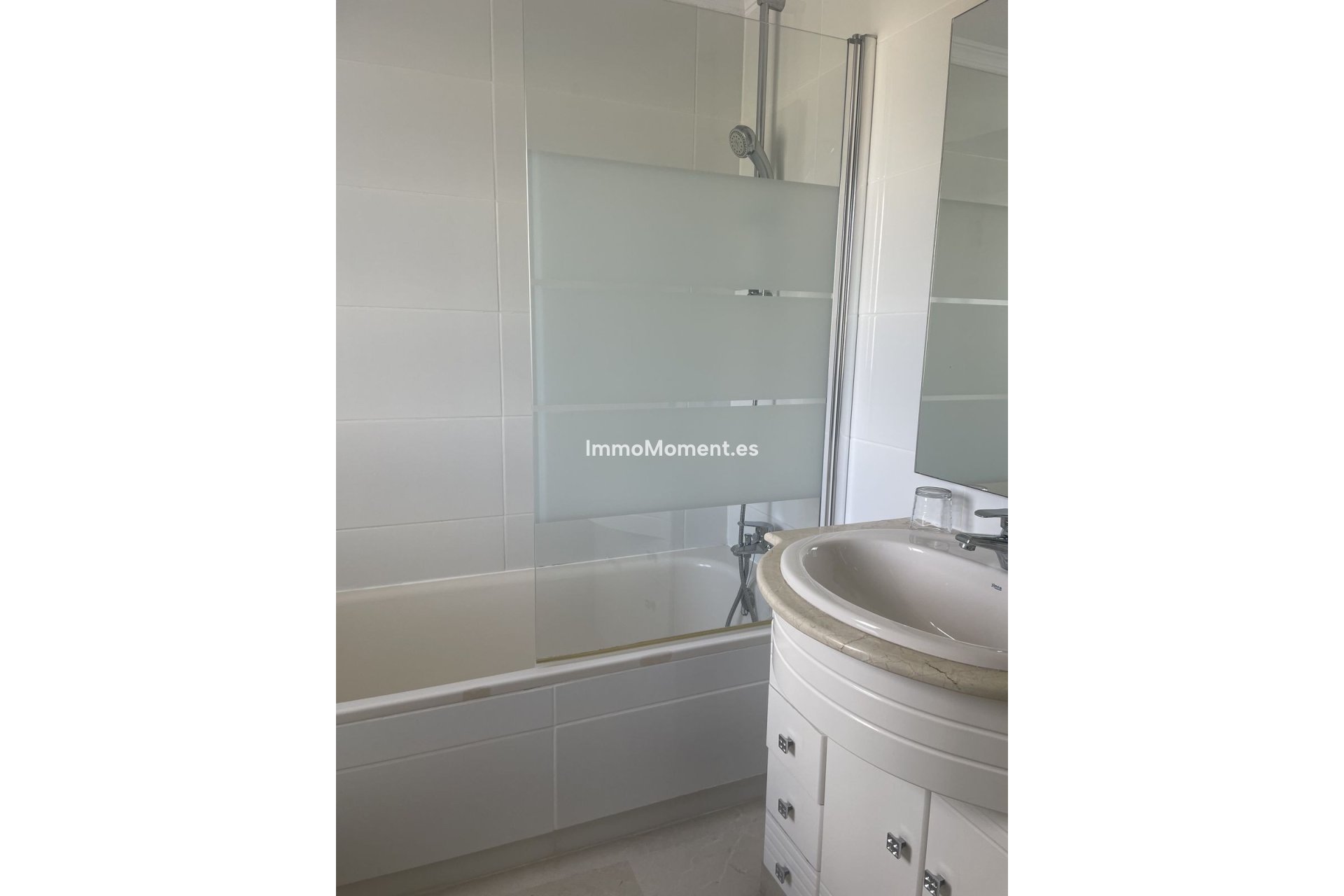 Bestaande woning - Rijtjeshuis - Estepona  - Estepona Centro