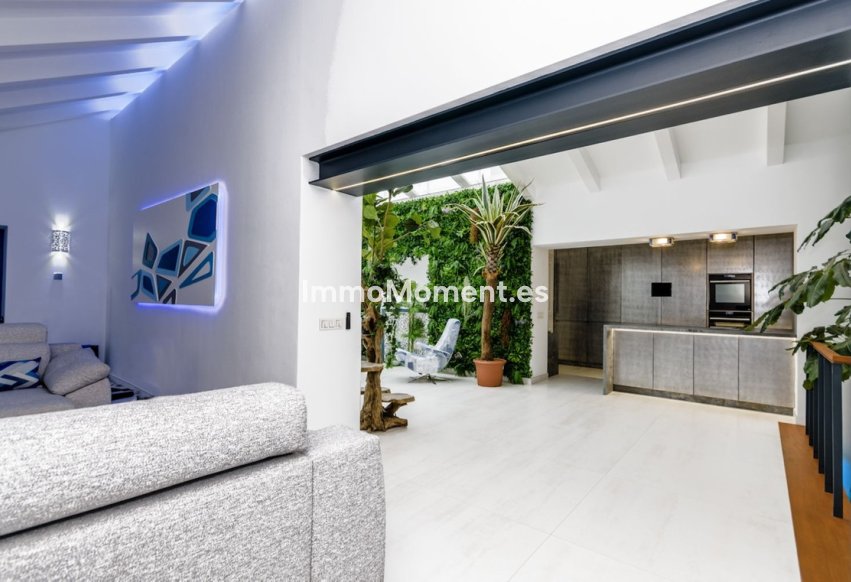 Bestaande woning - Rijtjeshuis - Estepona  - Estepona Centro