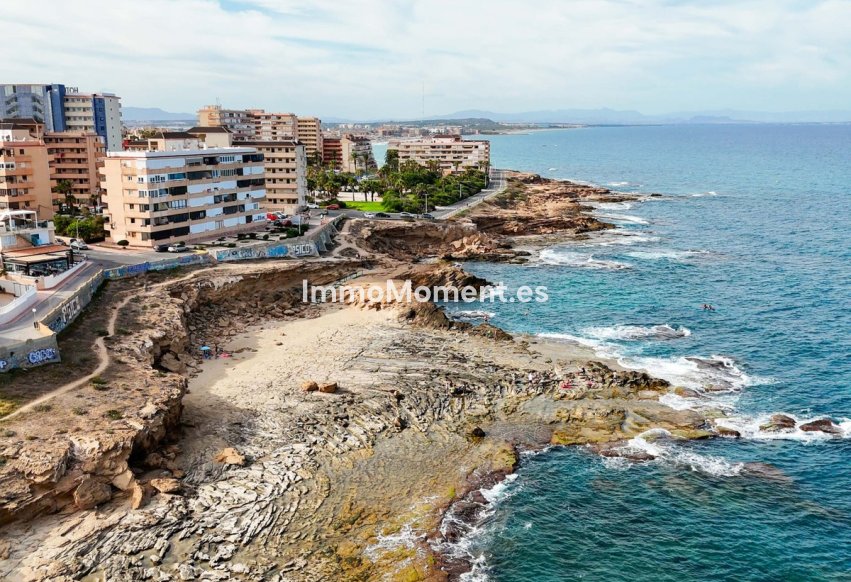 Bestaande woning - Rijtjeshuis - Torrevieja - Playa De La Mata