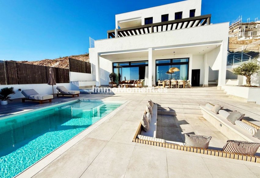 Bestaande woning - Villa - Benalmadena - Benalmadena Centro