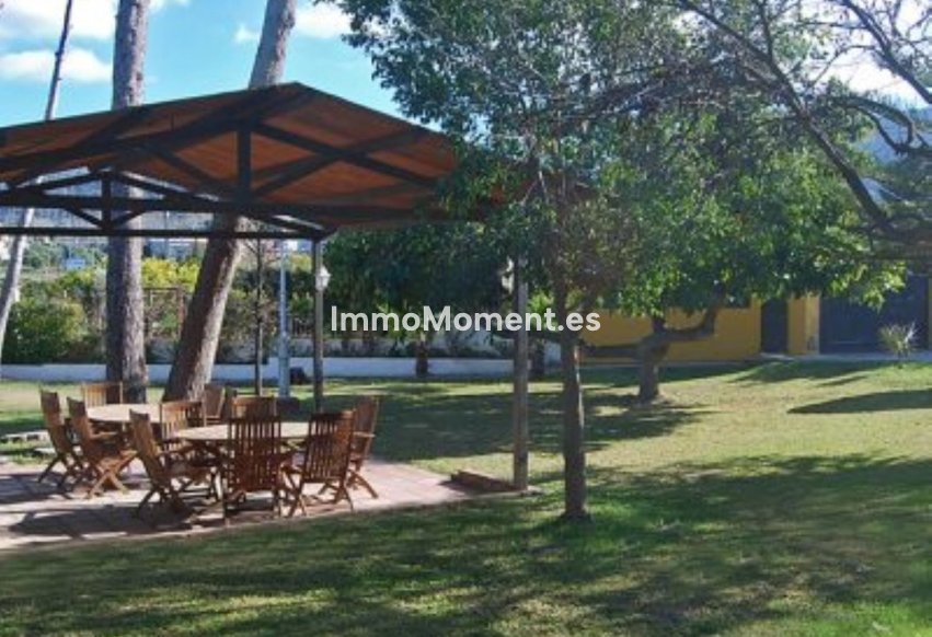 Bestaande woning - Villa - Binnenland  - Alhaurín de la Torre