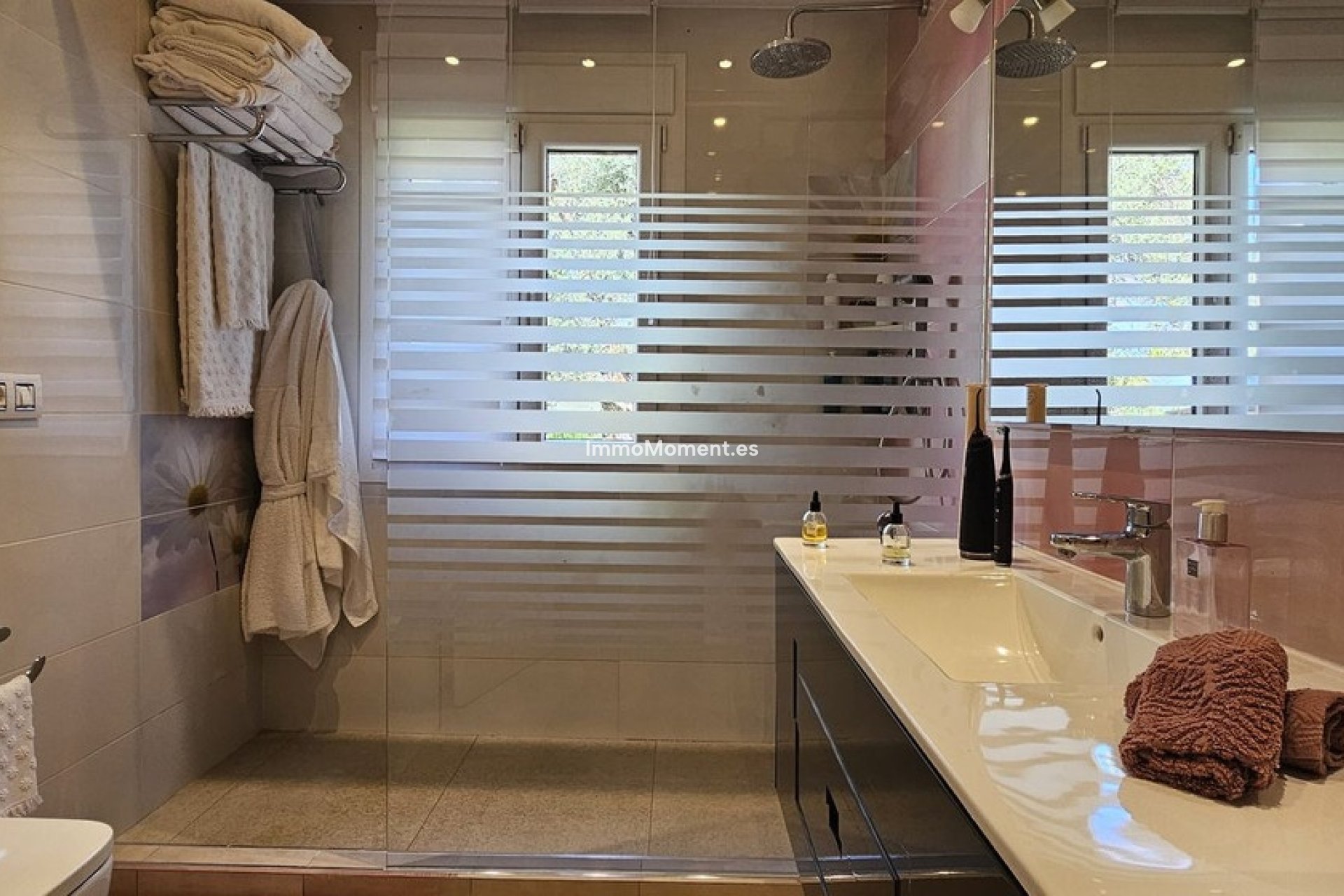 Bestaande woning - Villa - Binnenland  - Alhaurín de la Torre