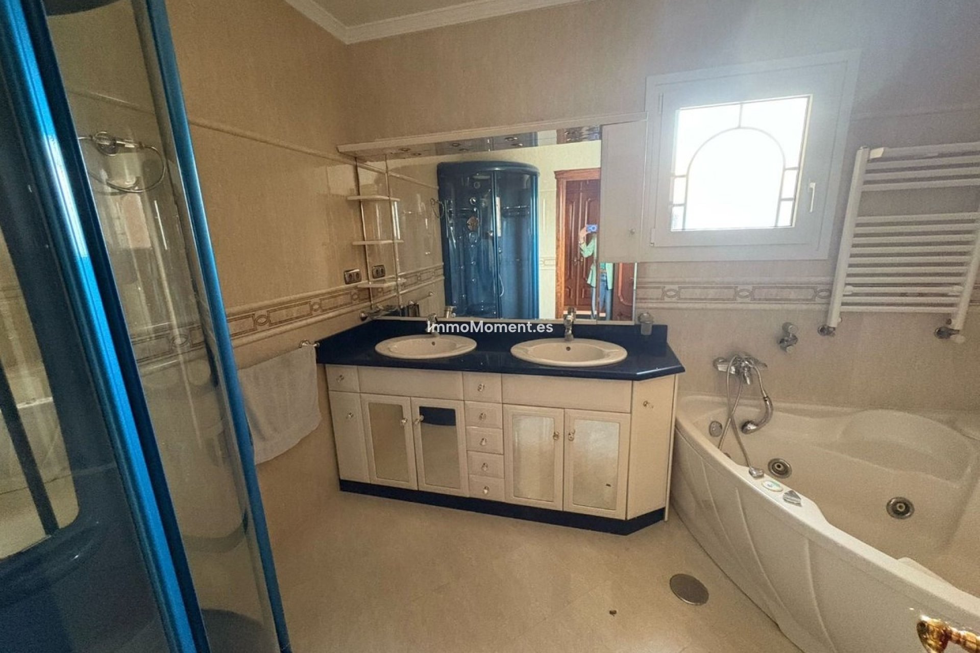 Bestaande woning - Villa - Binnenland  - Alhaurín de la Torre