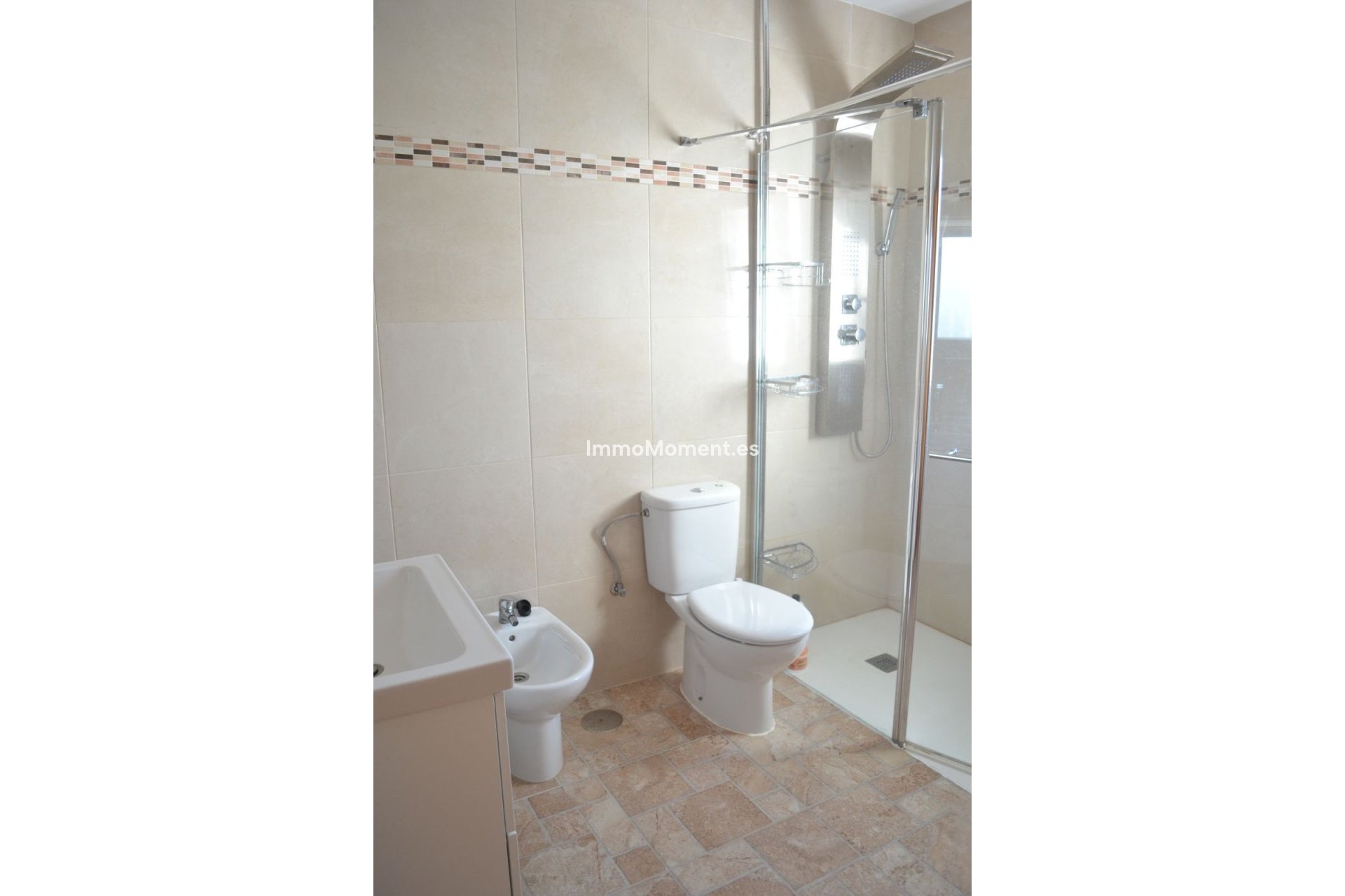 Bestaande woning - Villa - Binnenland  - Alhaurín de la Torre