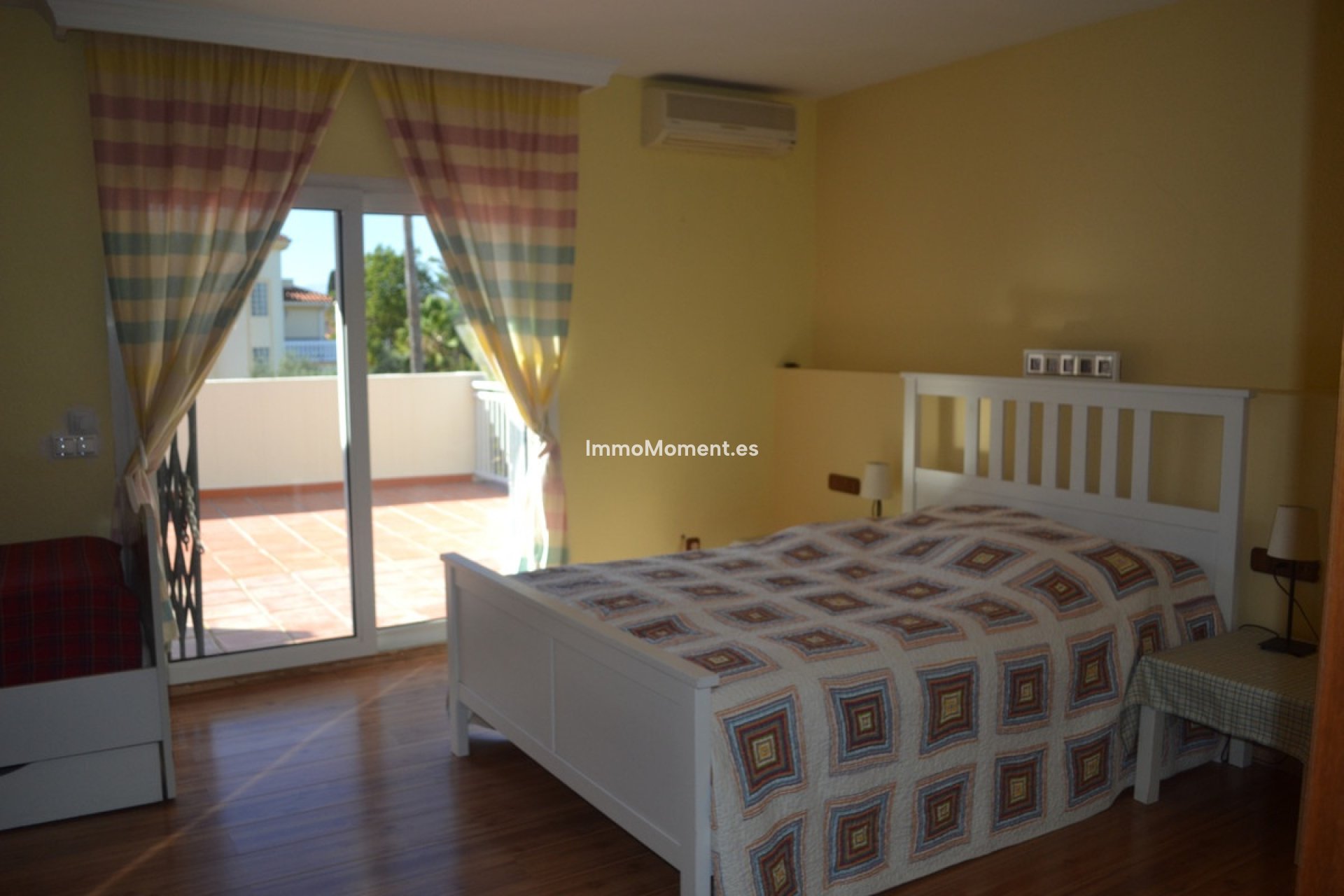 Bestaande woning - Villa - Binnenland  - Alhaurín de la Torre