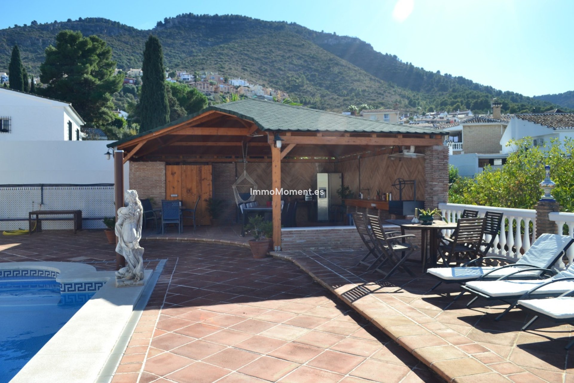 Bestaande woning - Villa - Binnenland  - Alhaurín de la Torre