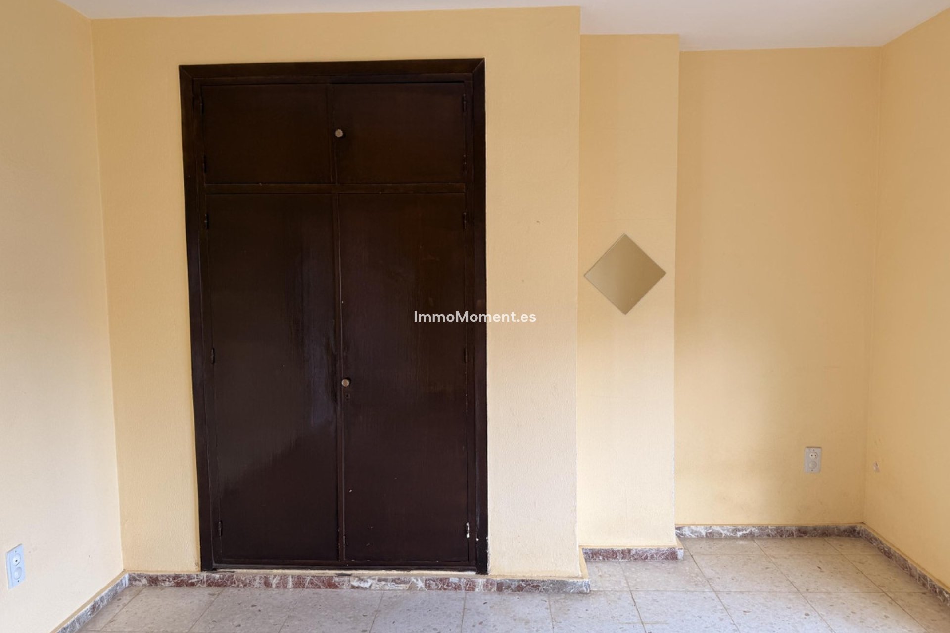 Bestaande woning - Villa - Binnenland  - Alhaurín de la Torre