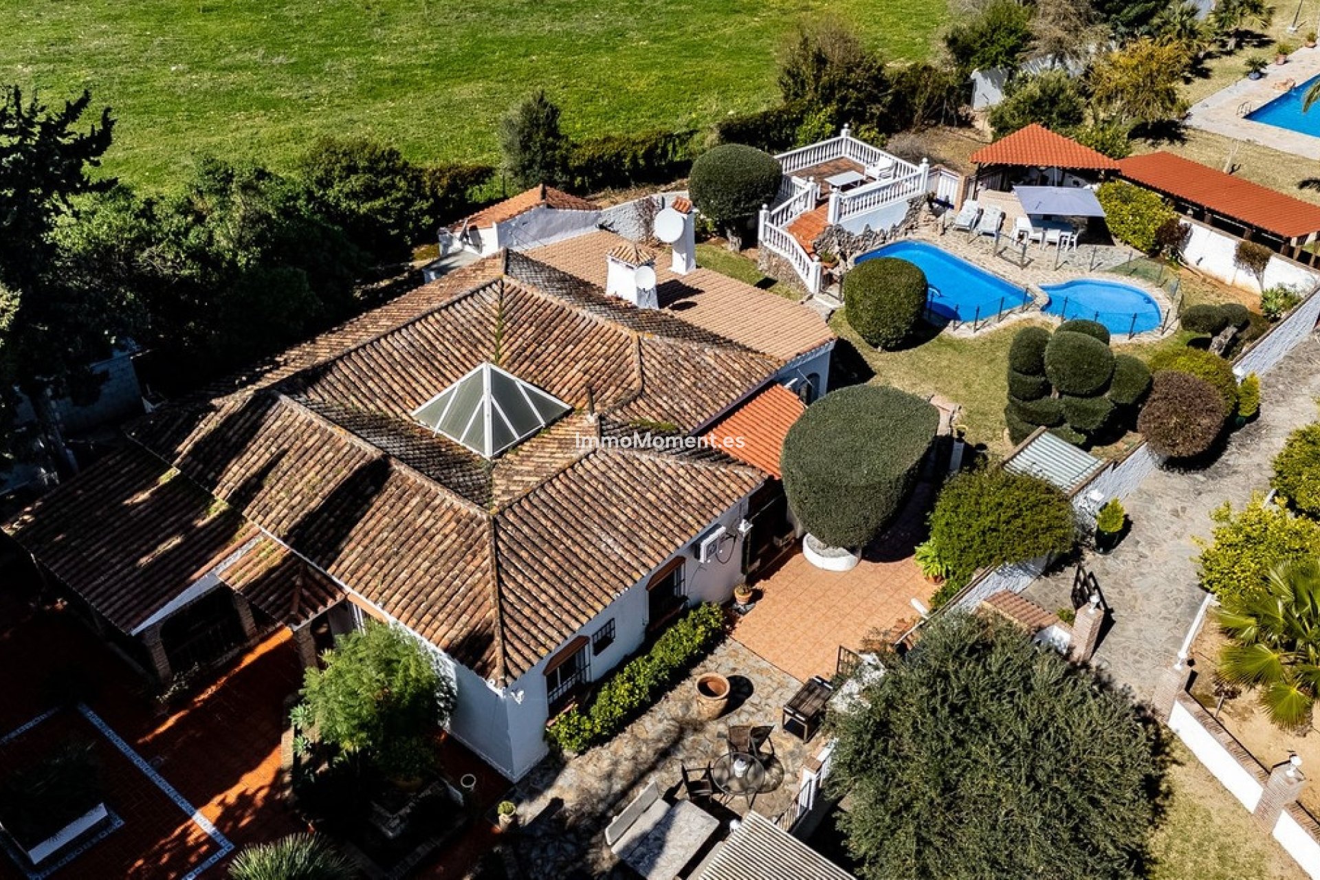 Bestaande woning - Villa - Binnenland  - Alhaurín de la Torre