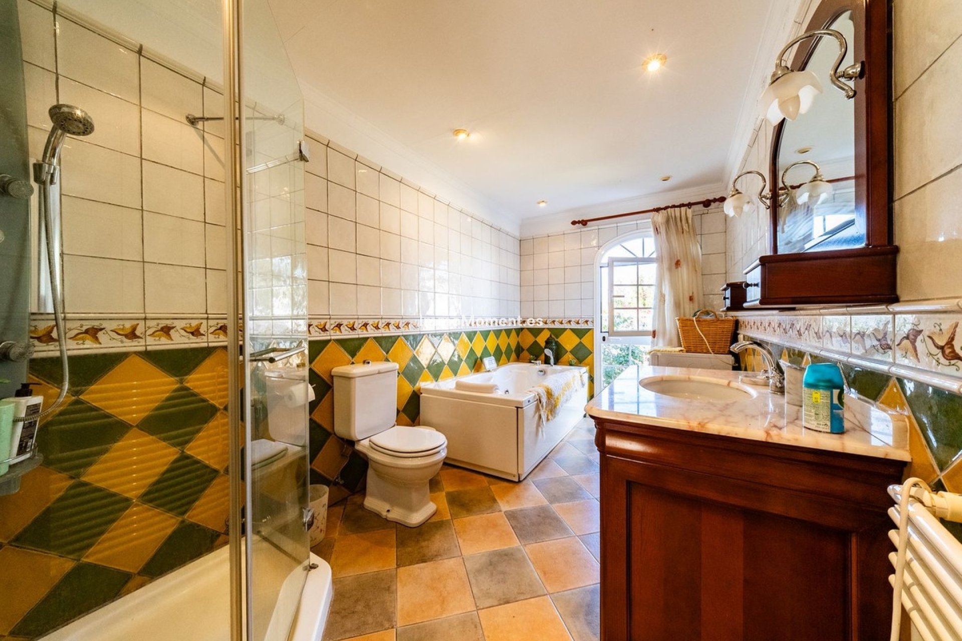 Bestaande woning - Villa - Binnenland  - Alhaurín de la Torre