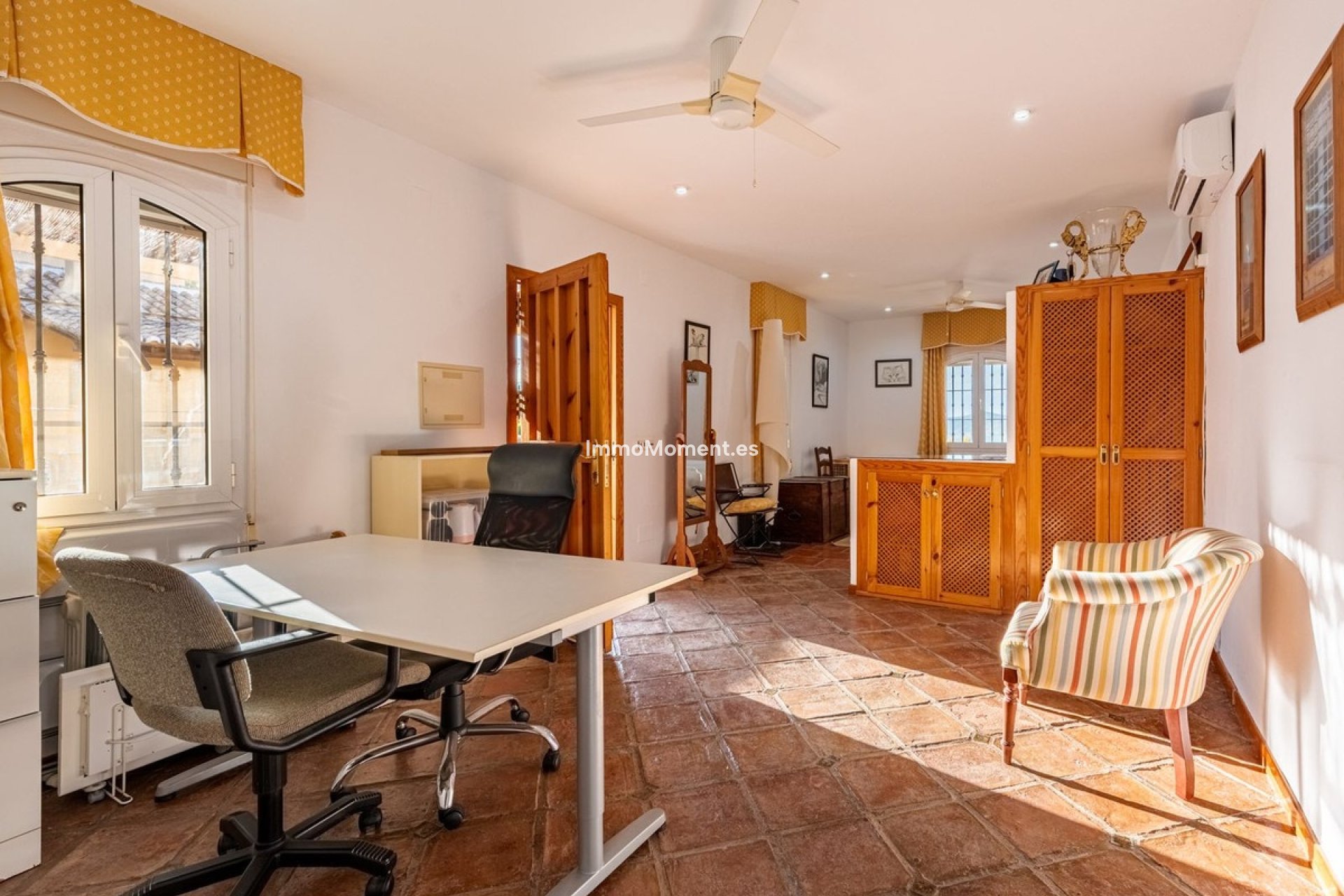 Bestaande woning - Villa - Binnenland  - Alhaurín de la Torre