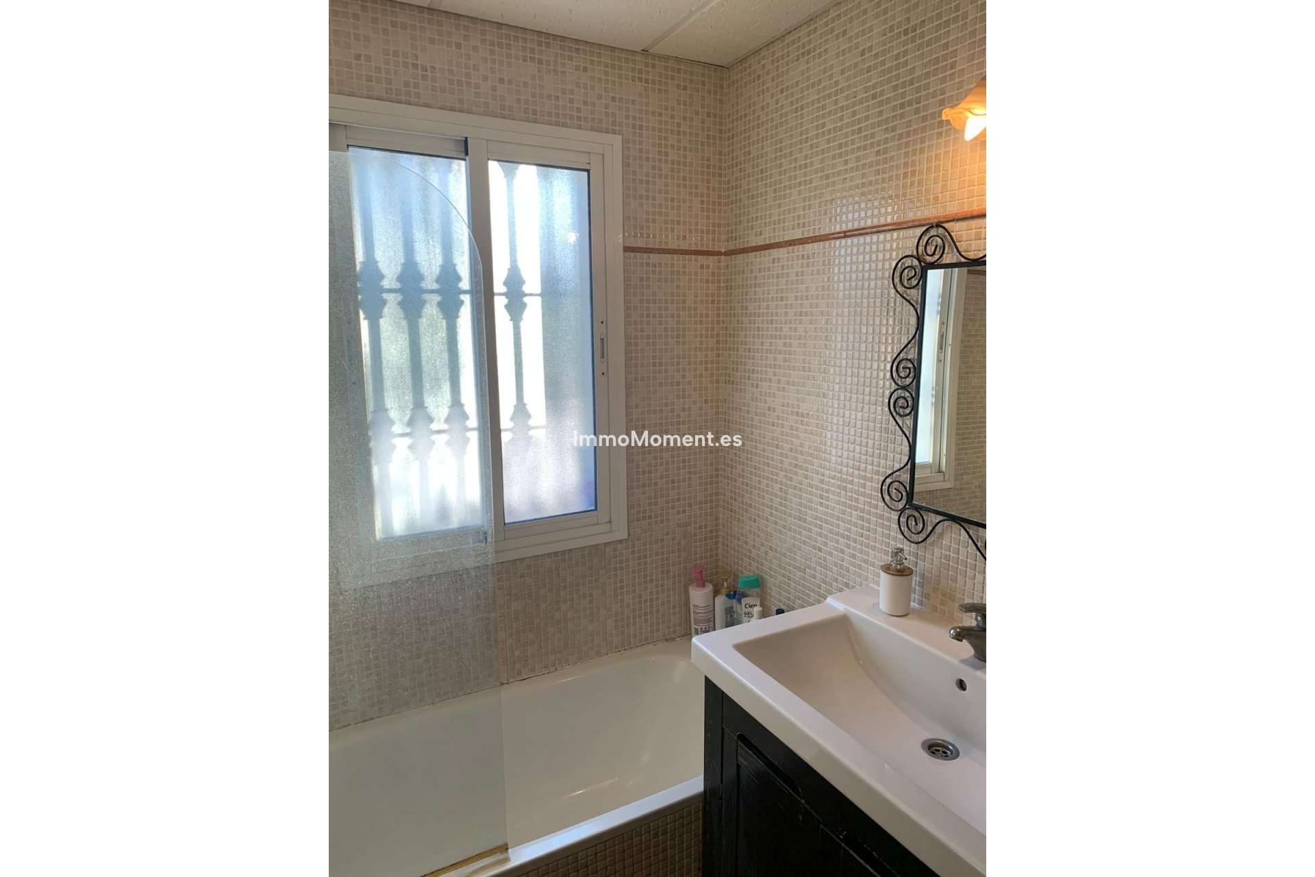 Bestaande woning - Villa - Binnenland  - Alhaurín de la Torre