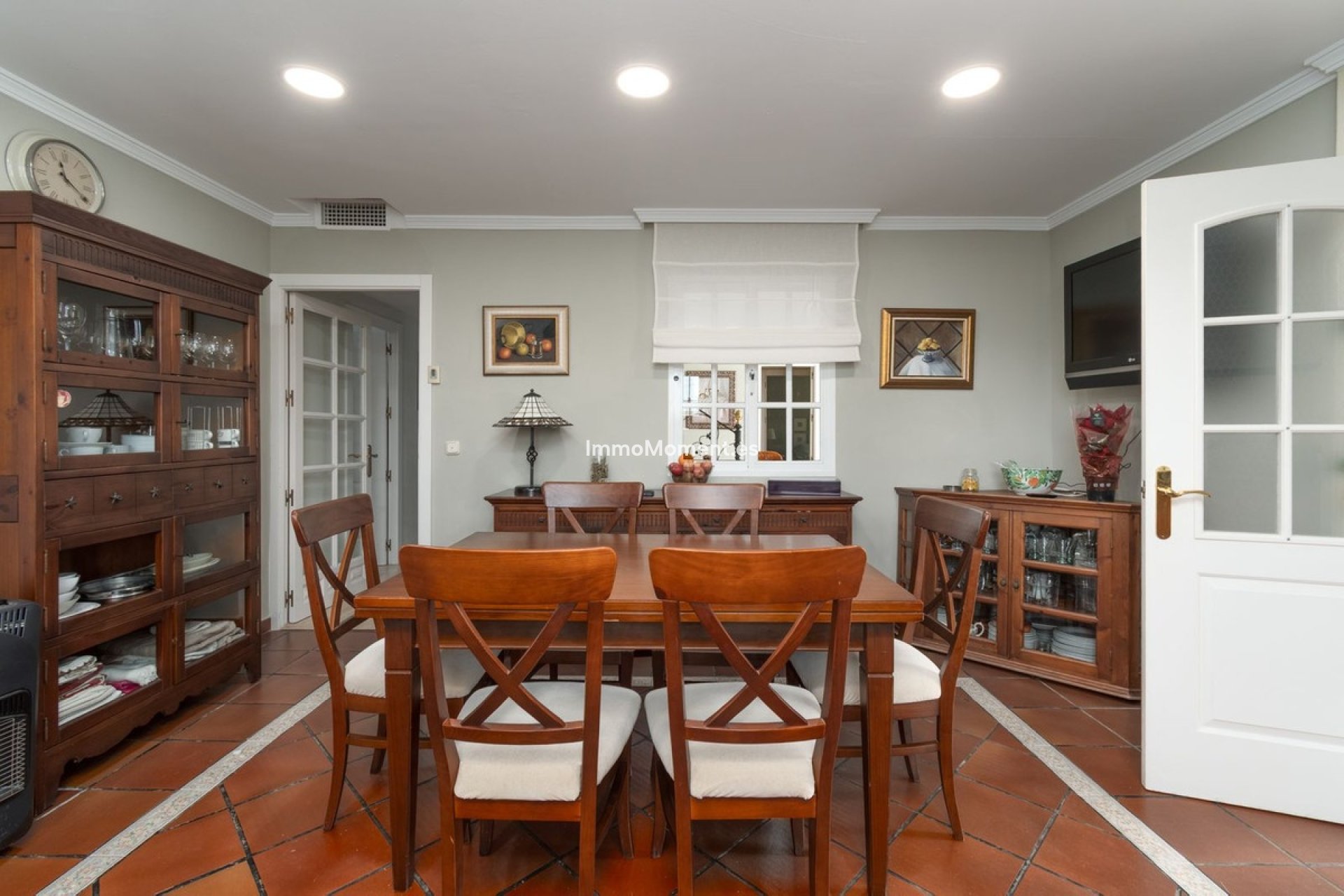 Bestaande woning - Villa - Binnenland  - Alhaurín de la Torre