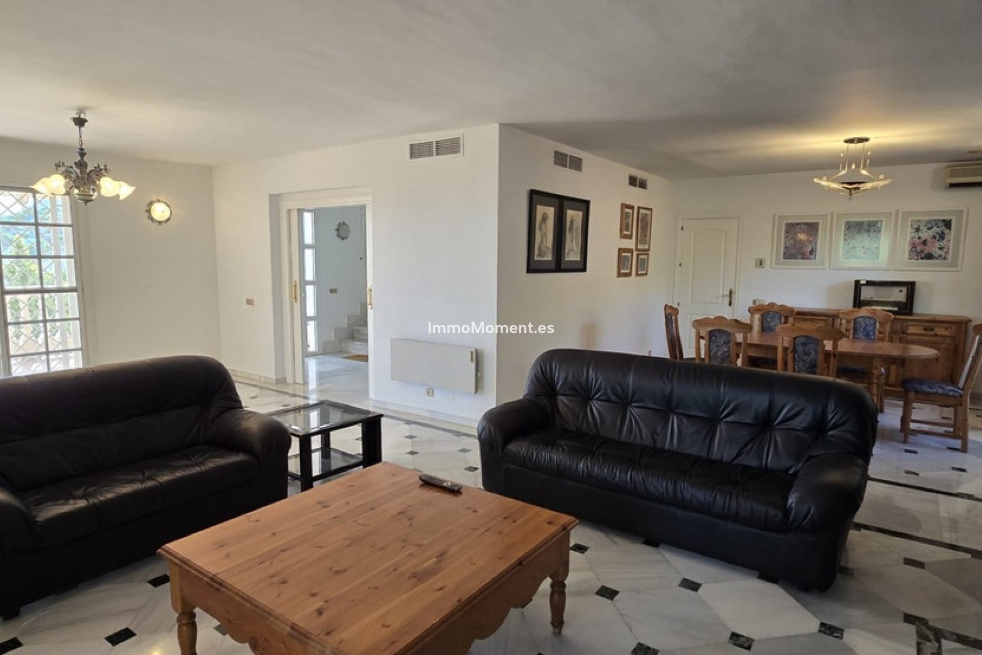 Bestaande woning - Villa - Binnenland  - Alhaurín de la Torre