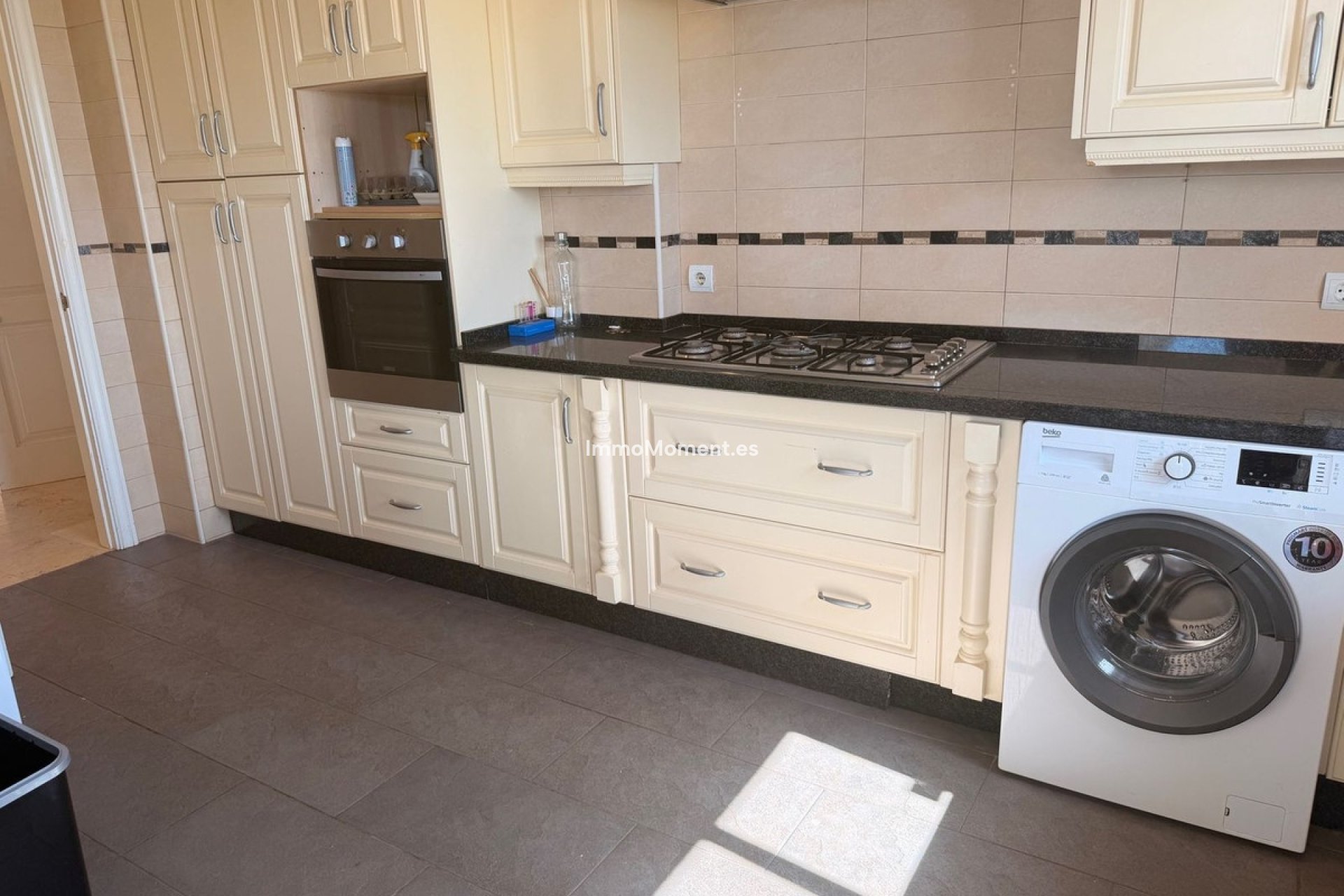 Bestaande woning - Villa - Binnenland  - Alhaurín el Grande Centro