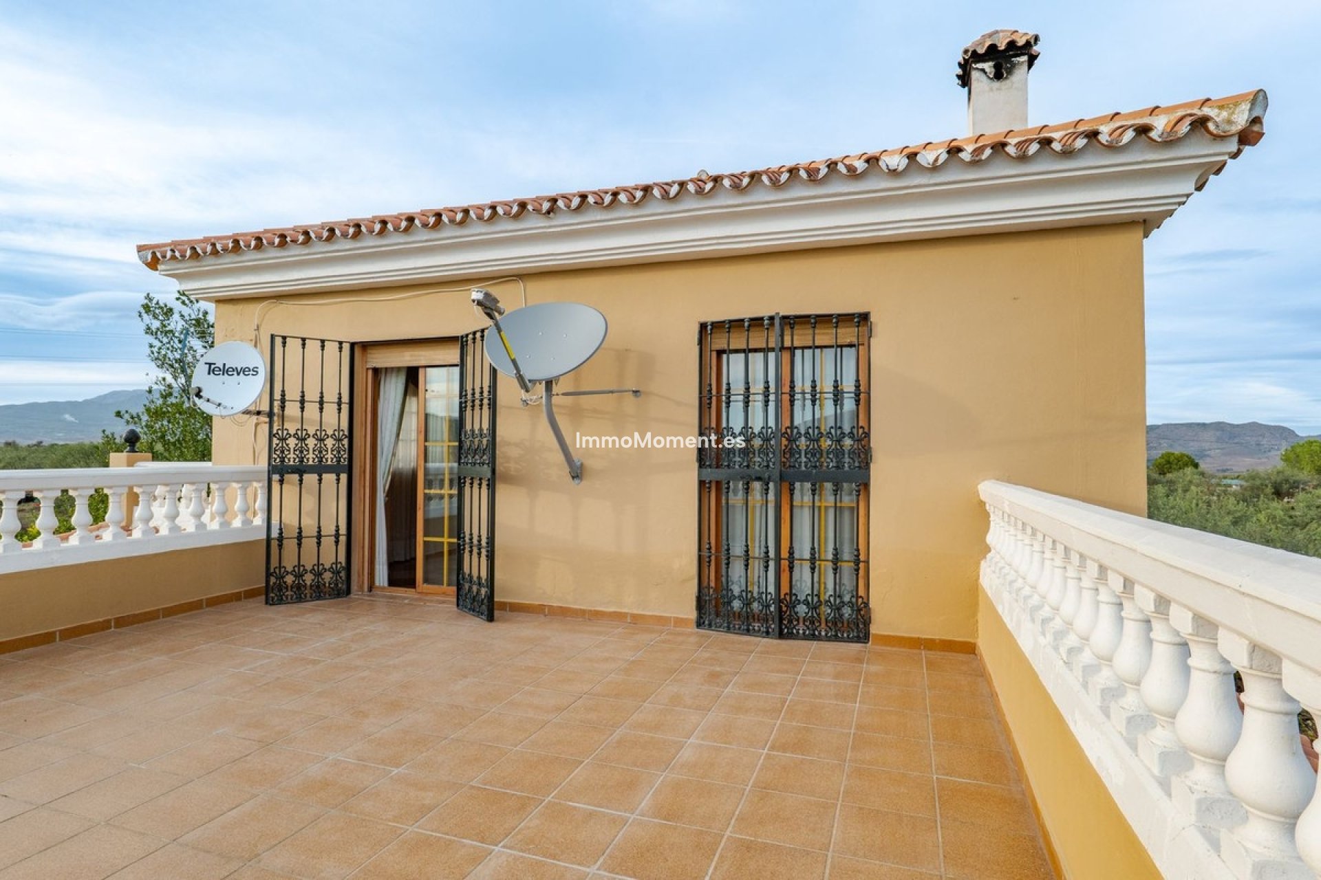 Bestaande woning - Villa - Binnenland  - Alhaurín el Grande Centro