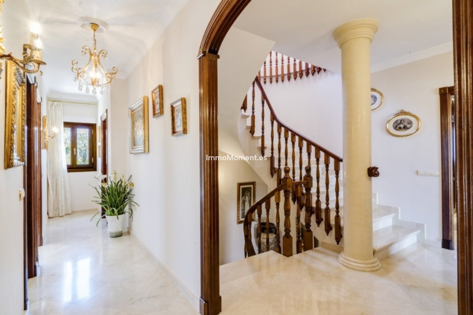 Bestaande woning - Villa - Binnenland  - Alhaurín el Grande Centro