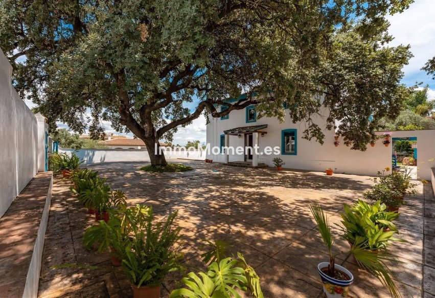 Bestaande woning - Villa - Binnenland  - Alhaurín el Grande Centro