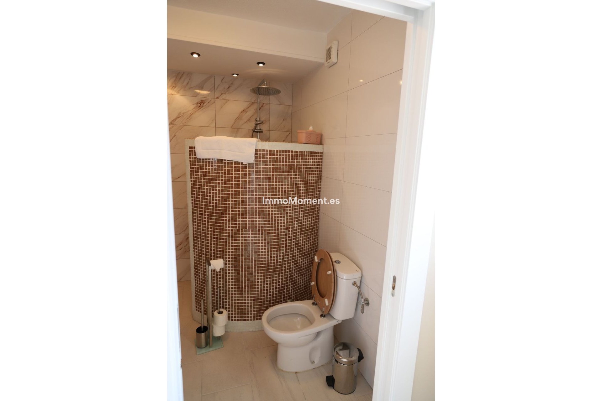 Bestaande woning - Villa - Binnenland  - Alhaurín el Grande Centro