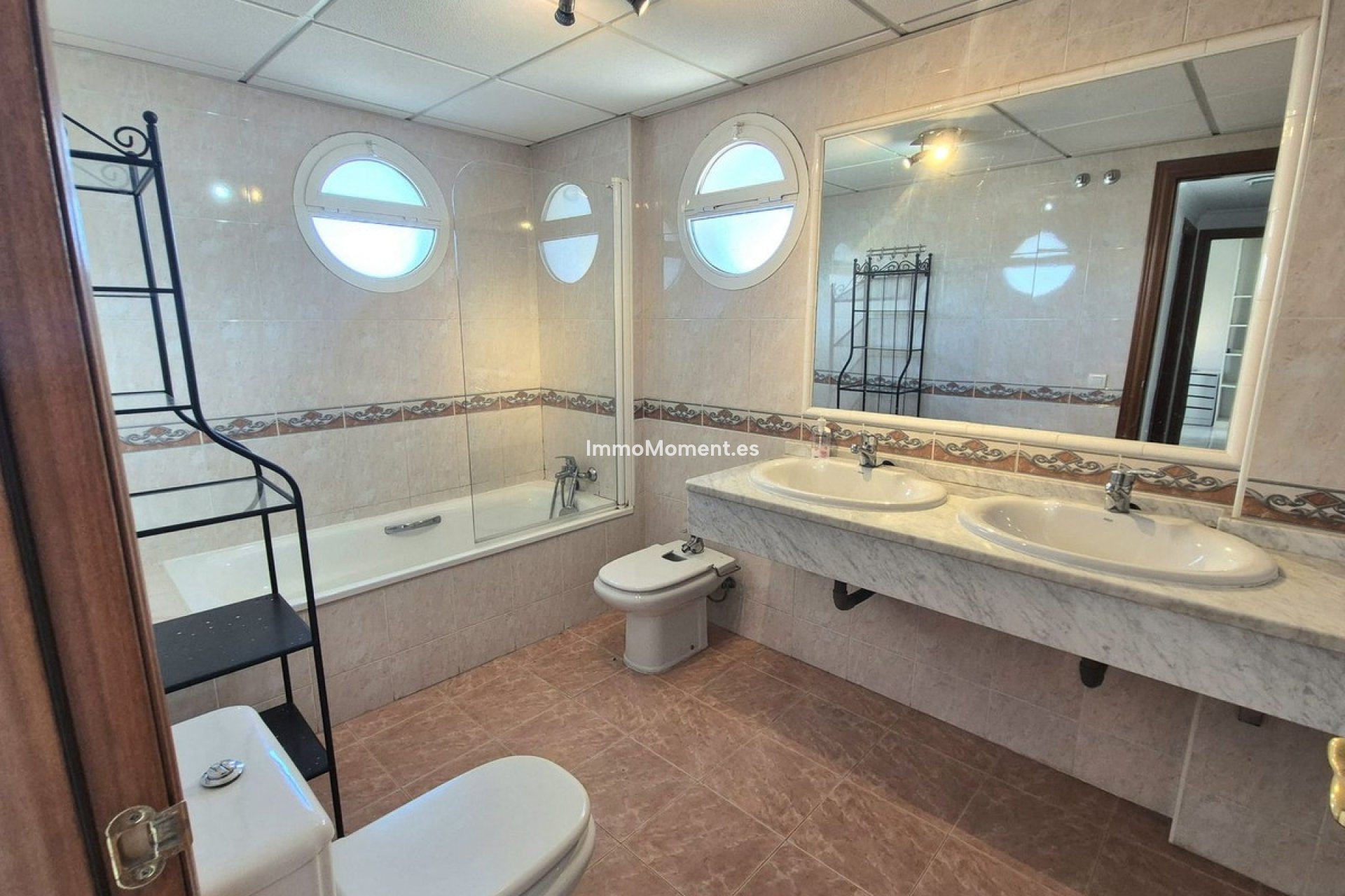 Bestaande woning - Villa - Binnenland  - Alhaurín Golf