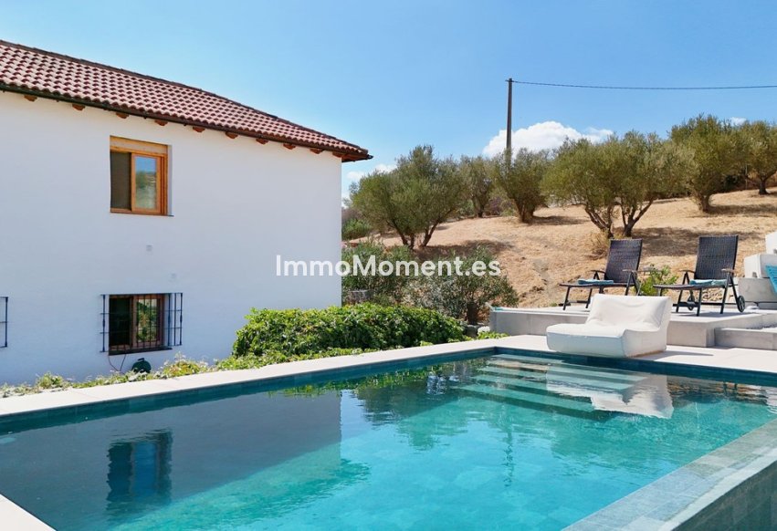 Bestaande woning - Villa - Binnenland  - Coín