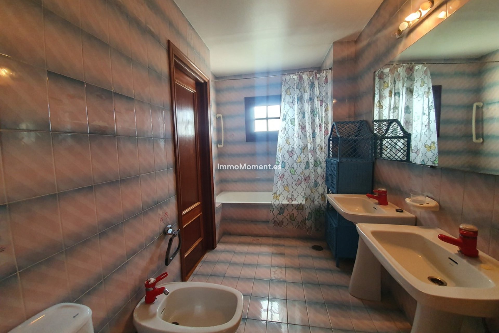 Bestaande woning - Villa - Binnenland  - Guaro