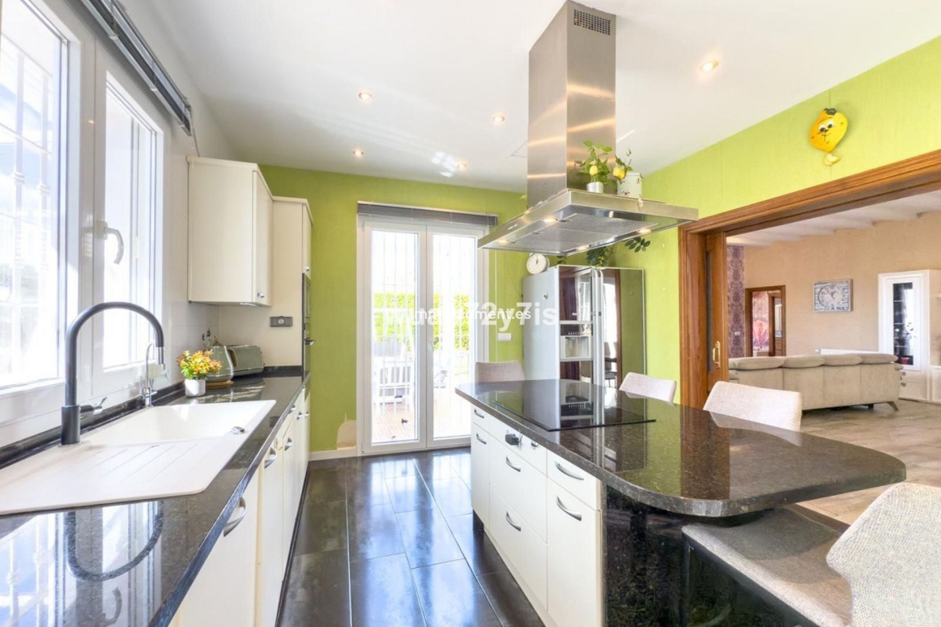 Bestaande woning - Villa - Binnenland  - Istán