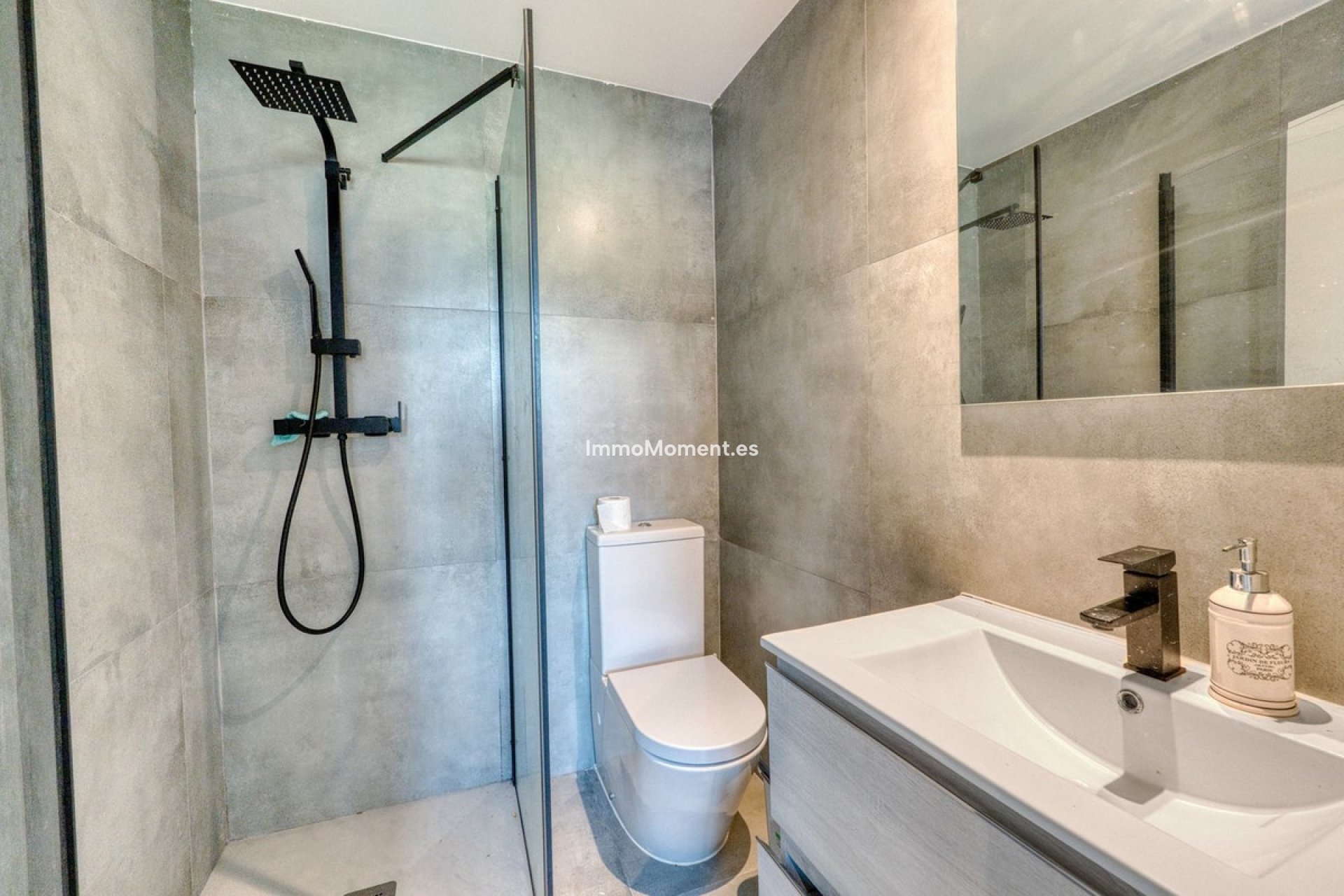 Bestaande woning - Villa - Binnenland  - Istán