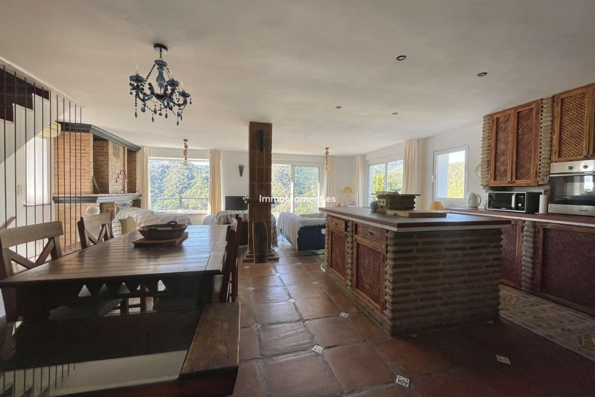 Bestaande woning - Villa - Binnenland  - Istán