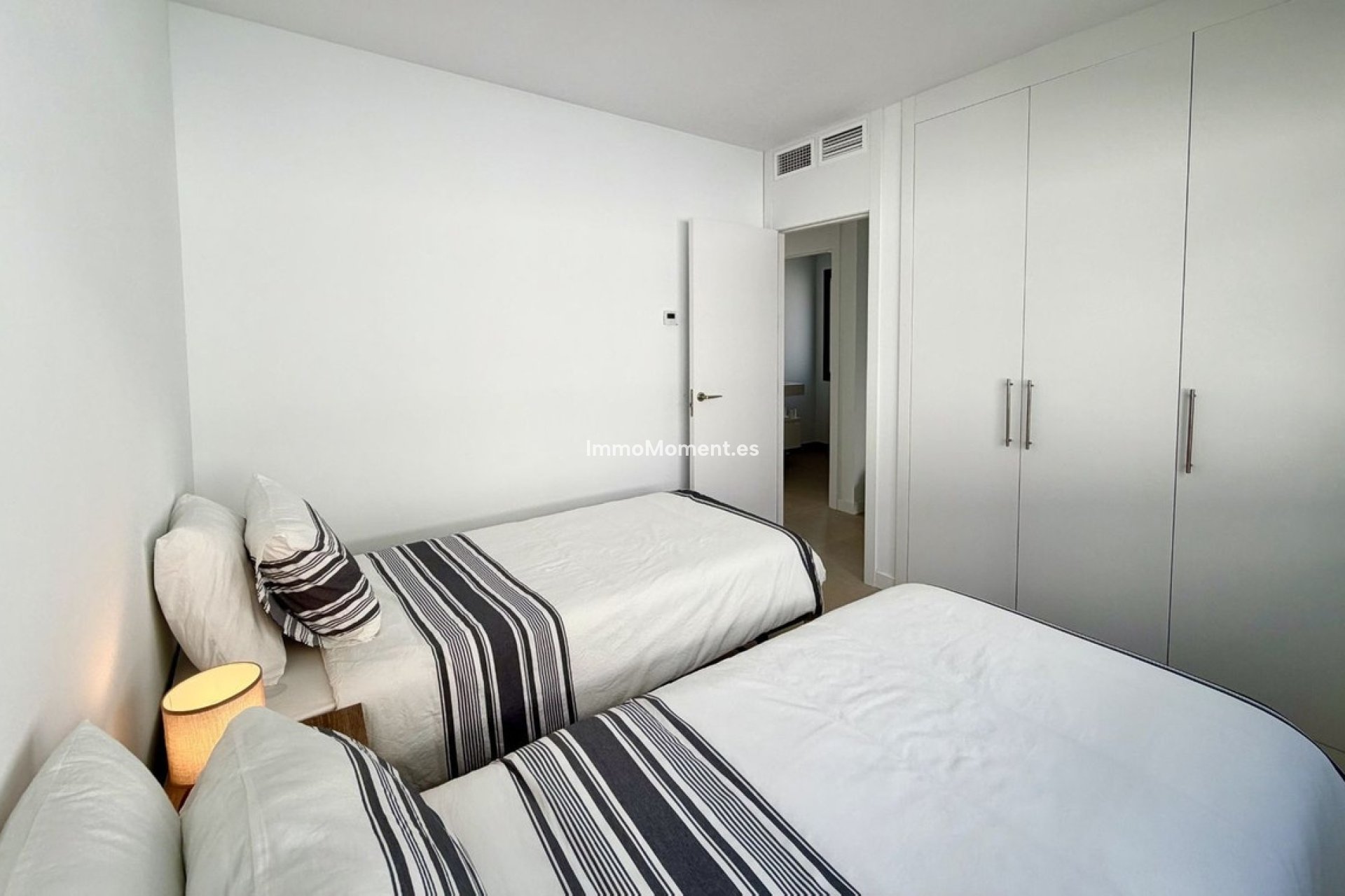 Bestaande woning - Villa - Estepona  - Atalaya