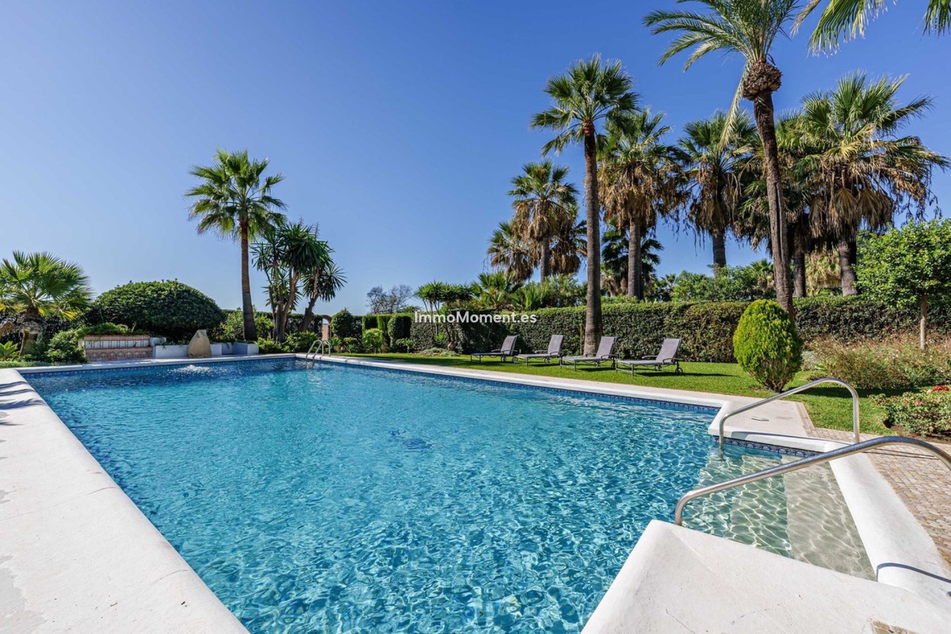 Bestaande woning - Villa - Estepona  - Benamara