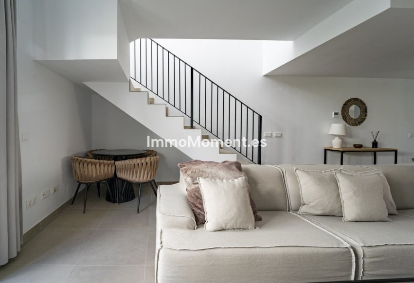 Bestaande woning - Villa - Estepona  - Cancelada