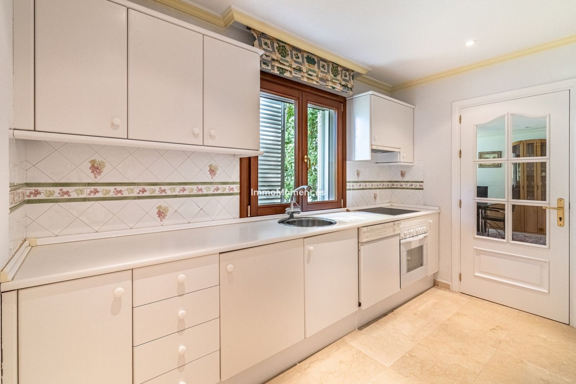 Bestaande woning - Villa - Estepona  - Cancelada