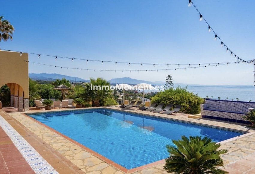 Bestaande woning - Villa - Estepona  - Estepona Centro