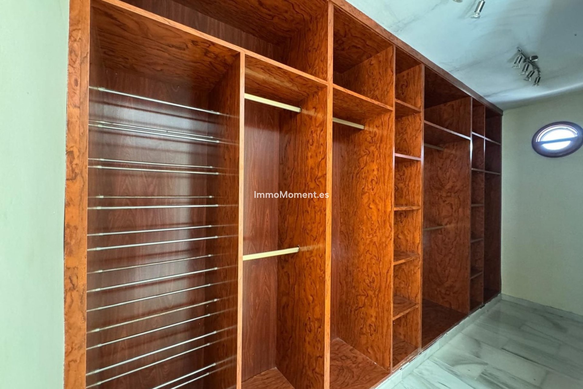 Bestaande woning - Villa - Estepona  - Estepona Centro