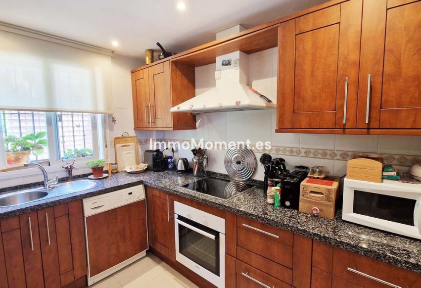 Bestaande woning - Villa - Estepona  - Estepona Centro