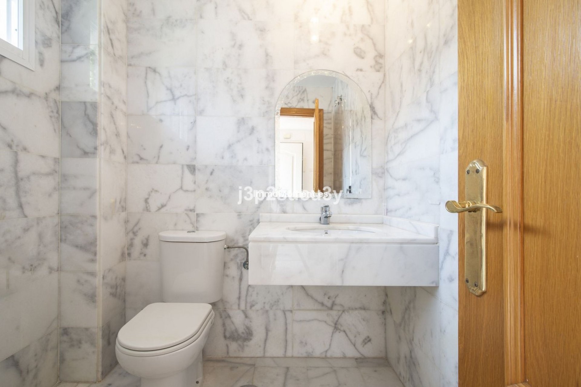 Bestaande woning - Villa - Estepona  - Estepona Centro