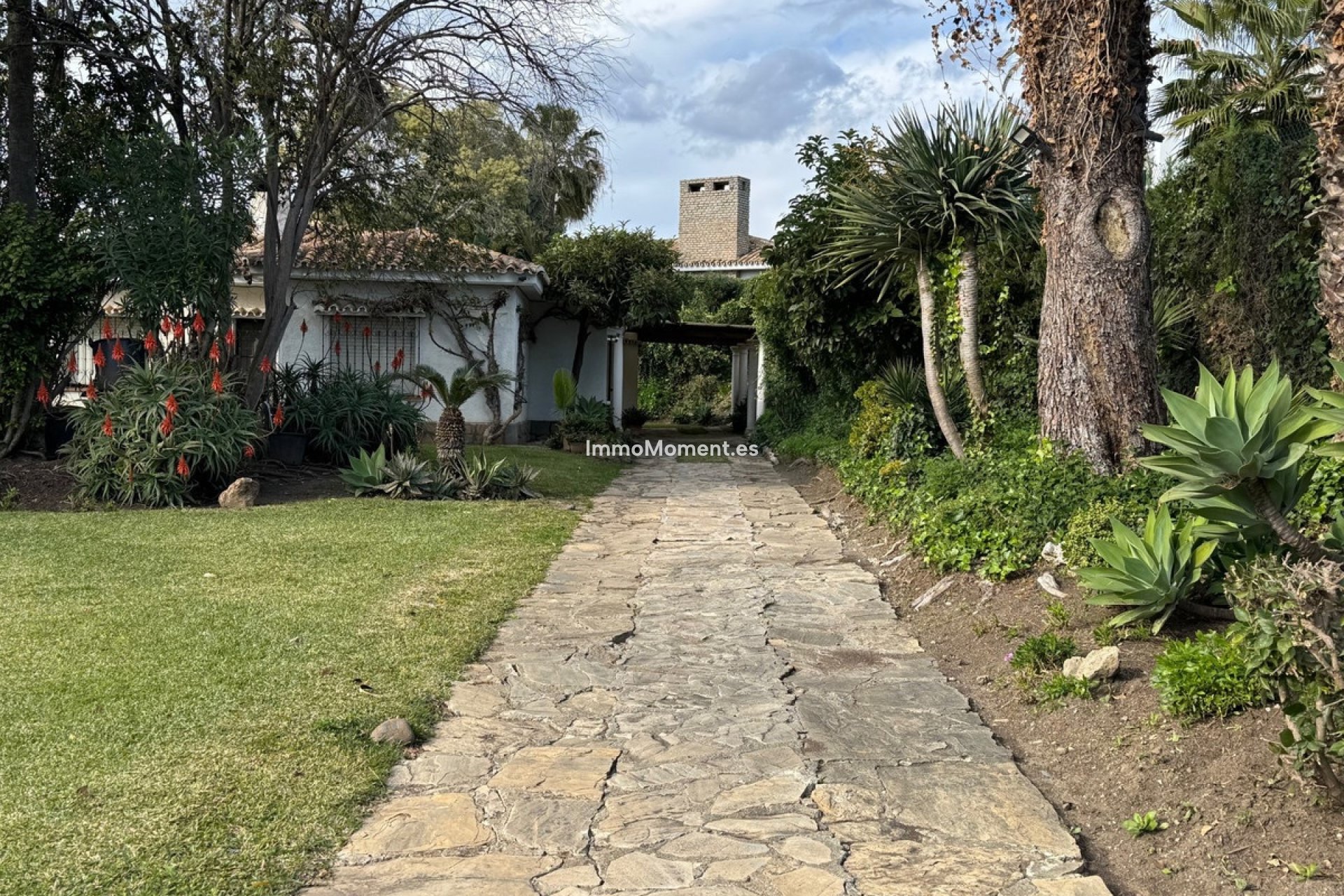 Bestaande woning - Villa - Estepona  - Estepona Centro