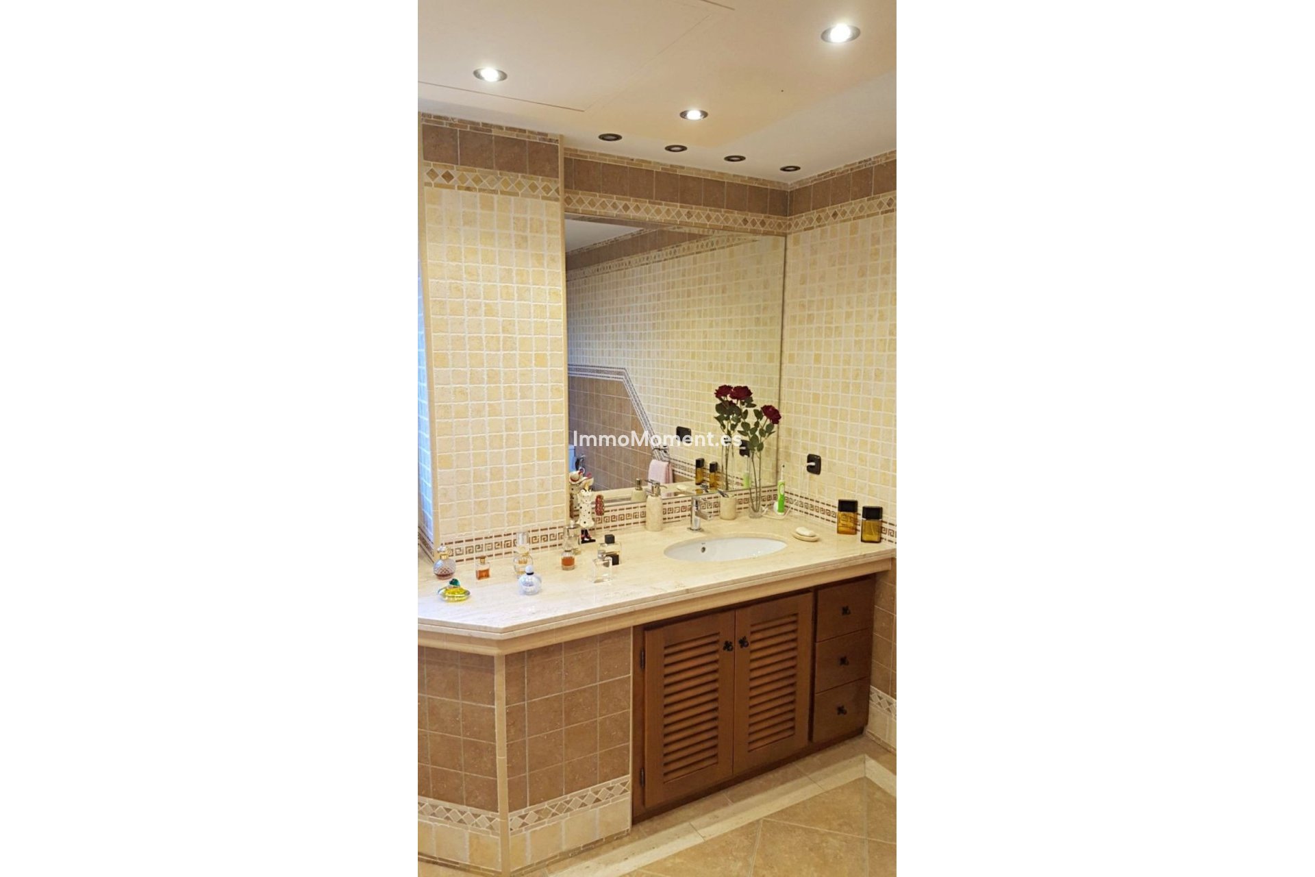 Bestaande woning - Villa - Estepona  - Estepona Centro