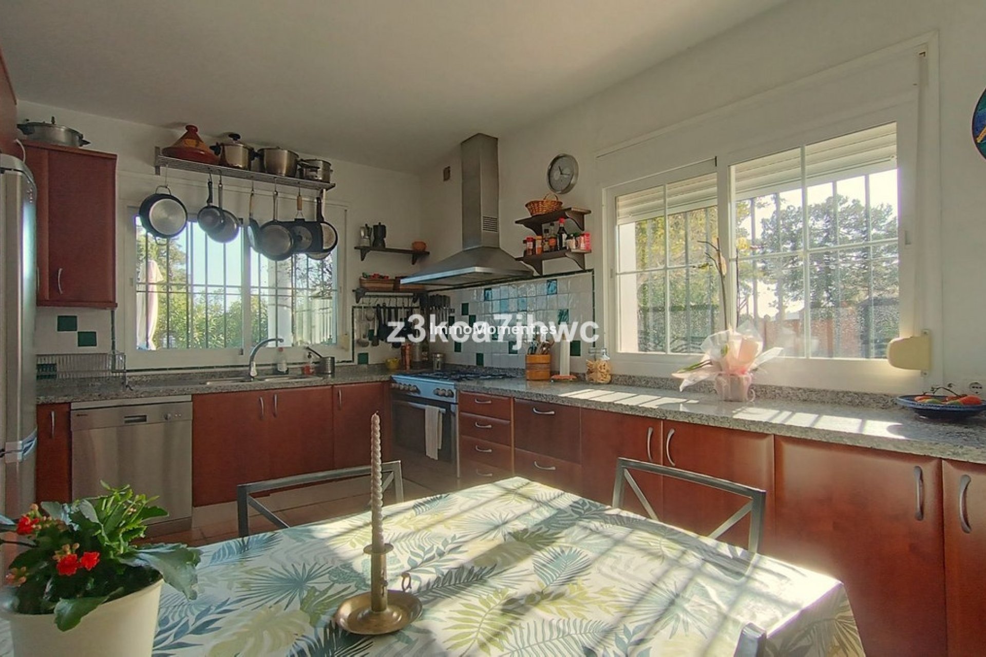 Bestaande woning - Villa - Estepona  - Estepona Centro