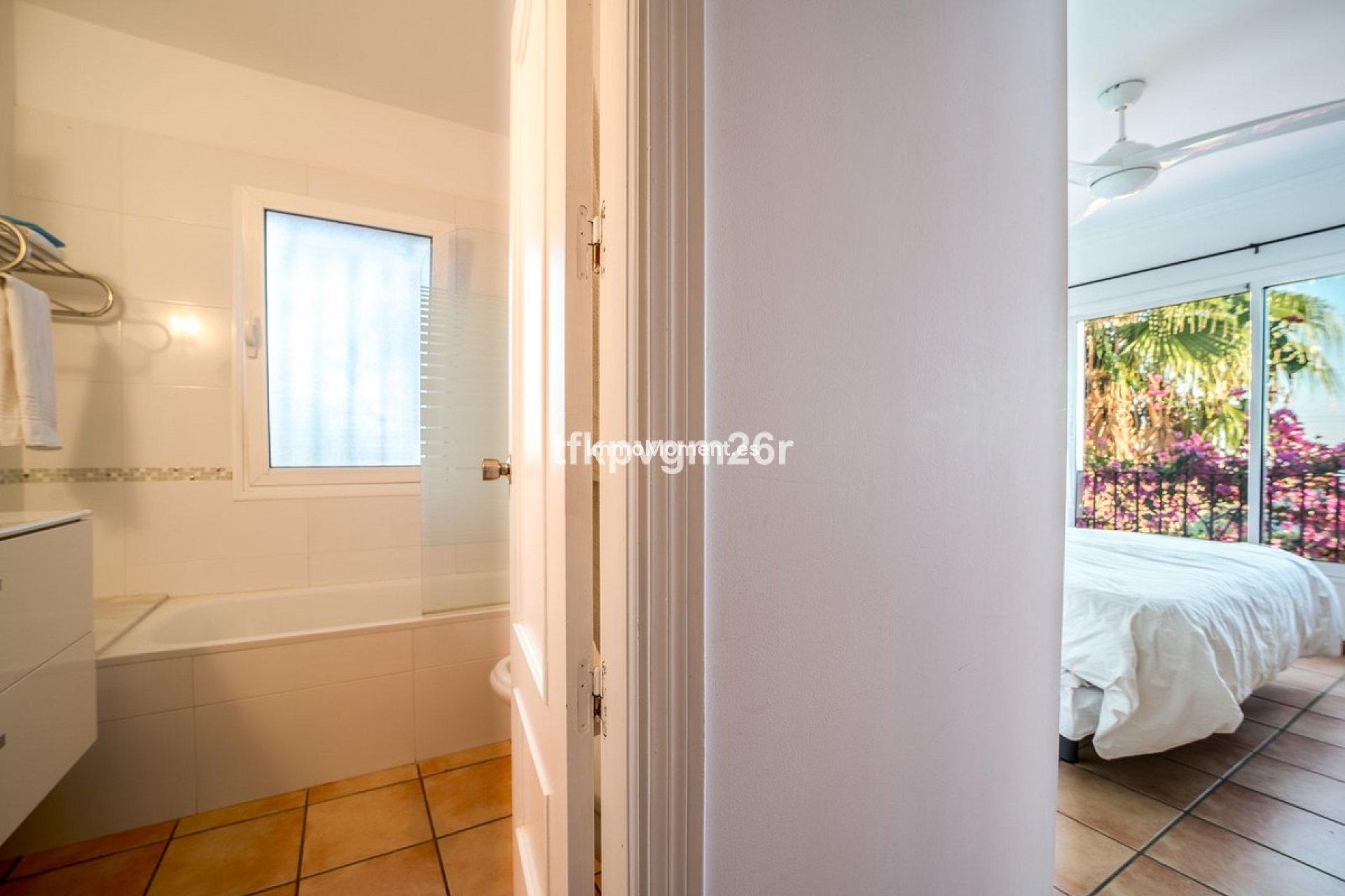 Bestaande woning - Villa - Estepona  - Estepona Centro