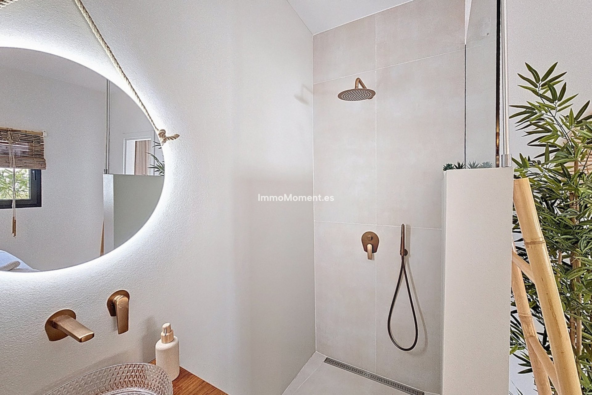 Bestaande woning - Villa - Estepona  - Estepona Centro