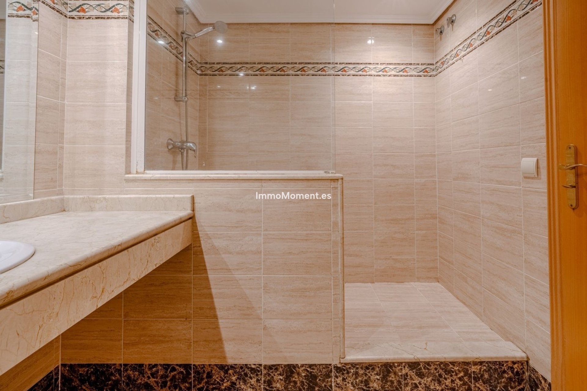 Bestaande woning - Villa - Estepona  - Selwo