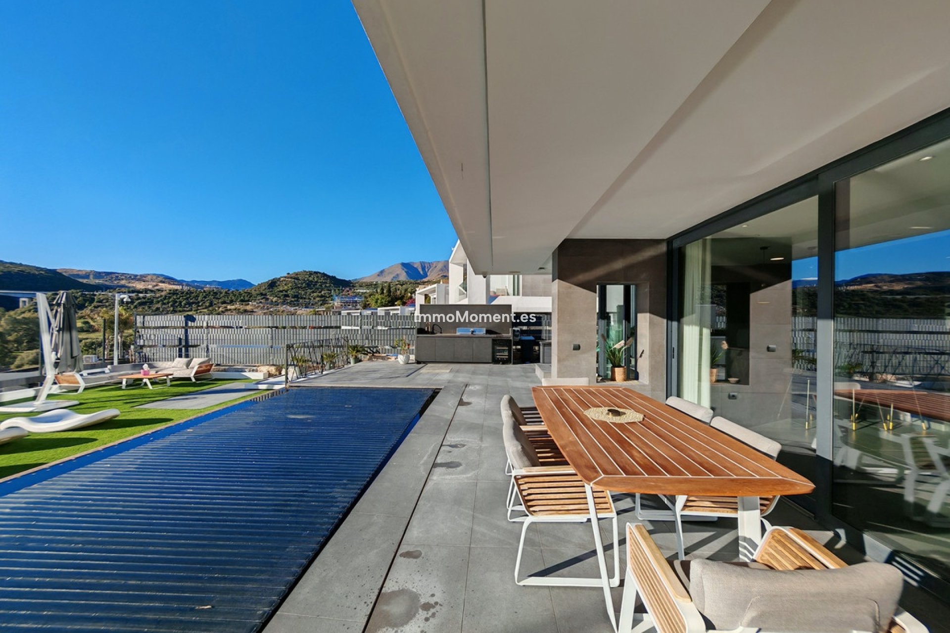 Bestaande woning - Villa - Estepona  - Valle Romano