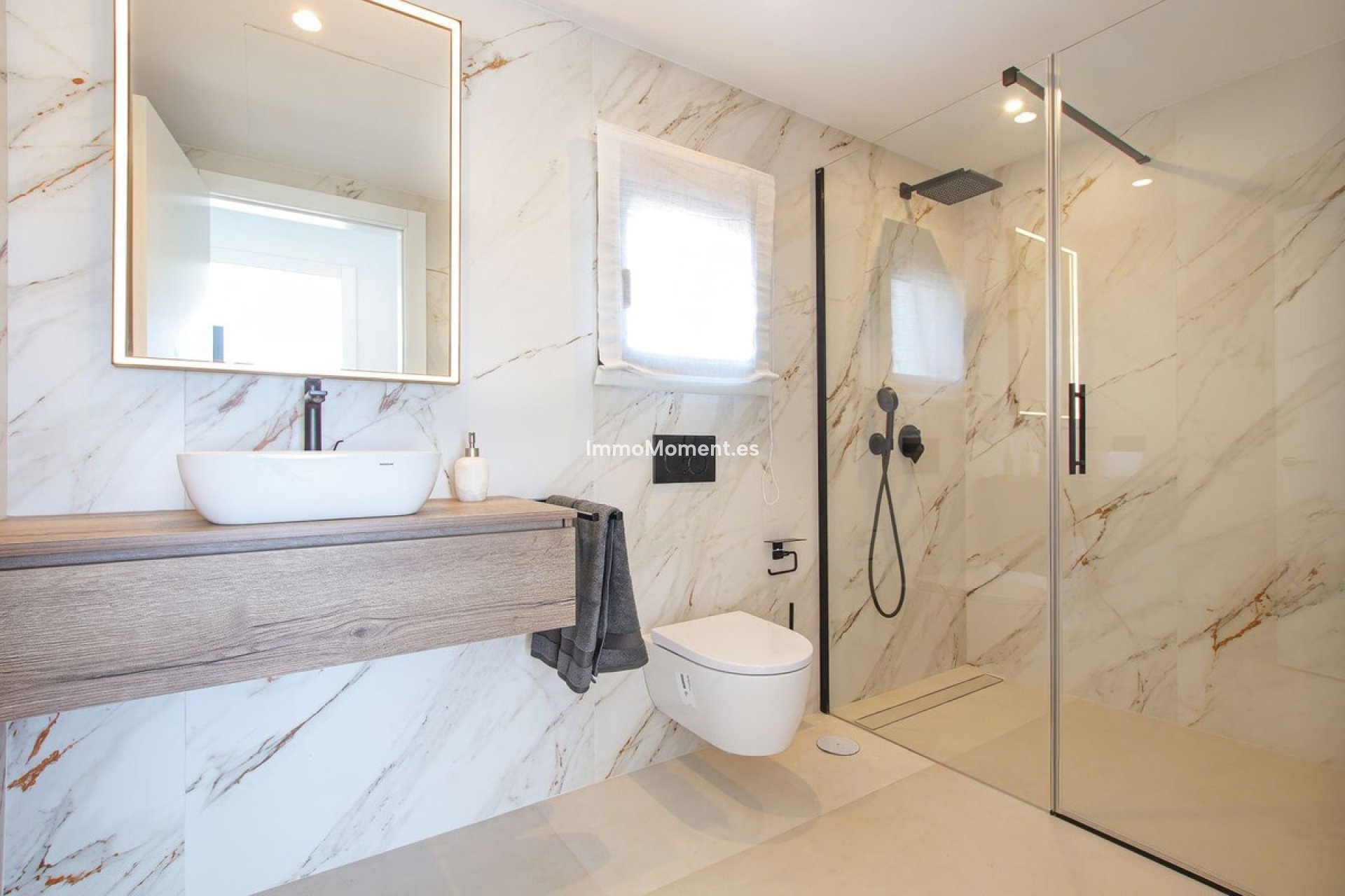 Bestaande woning - Villa - Estepona  - Valle Romano