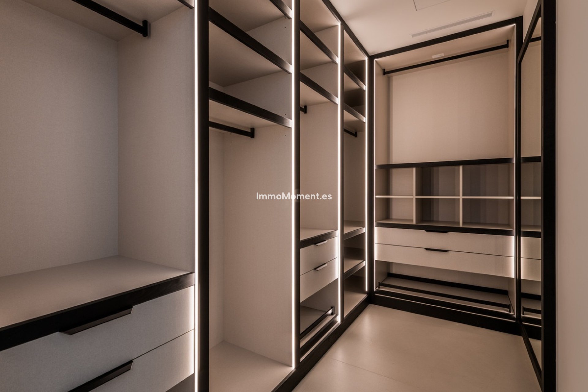 Bestaande woning - Villa - Marbella - Nueva Andalucía