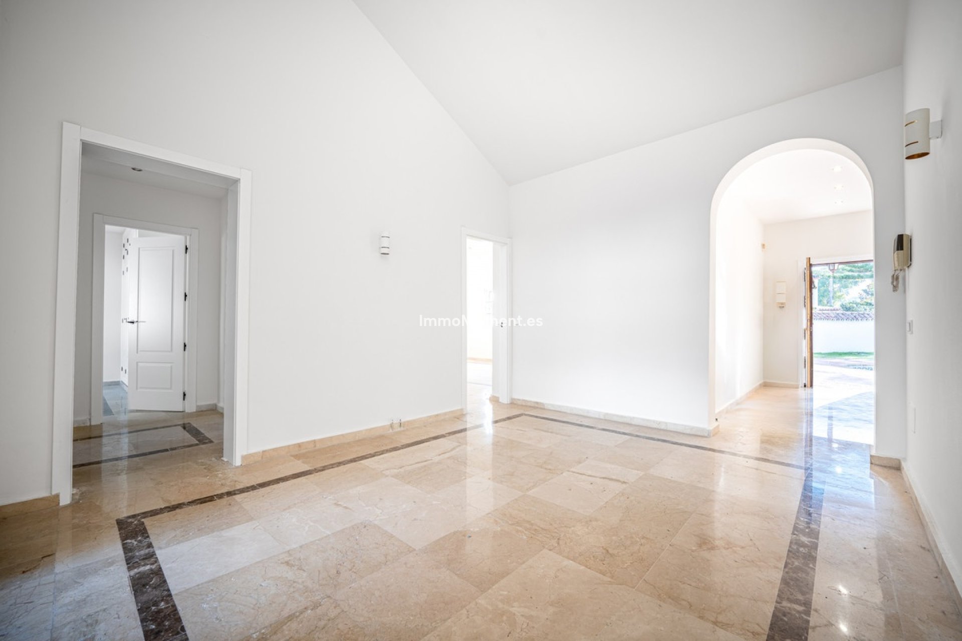 Bestaande woning - Villa - Marbella - Nueva Andalucía
