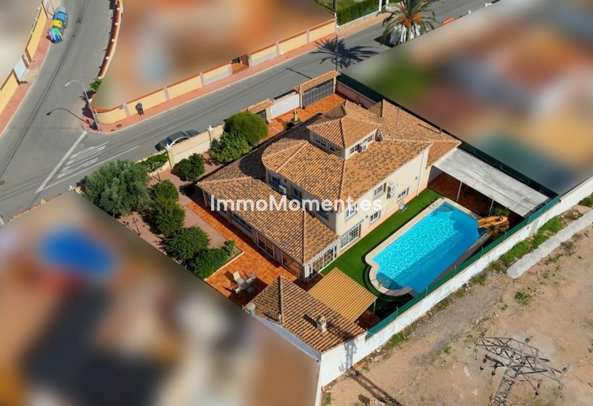 Bestaande woning - Villa - Torrevieja - El Chaparral